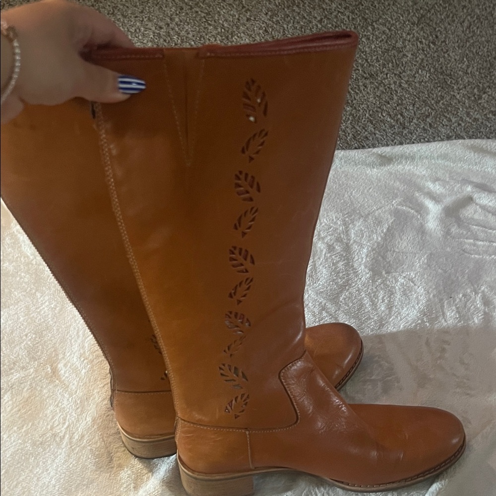 Women's Tan Leather Boots